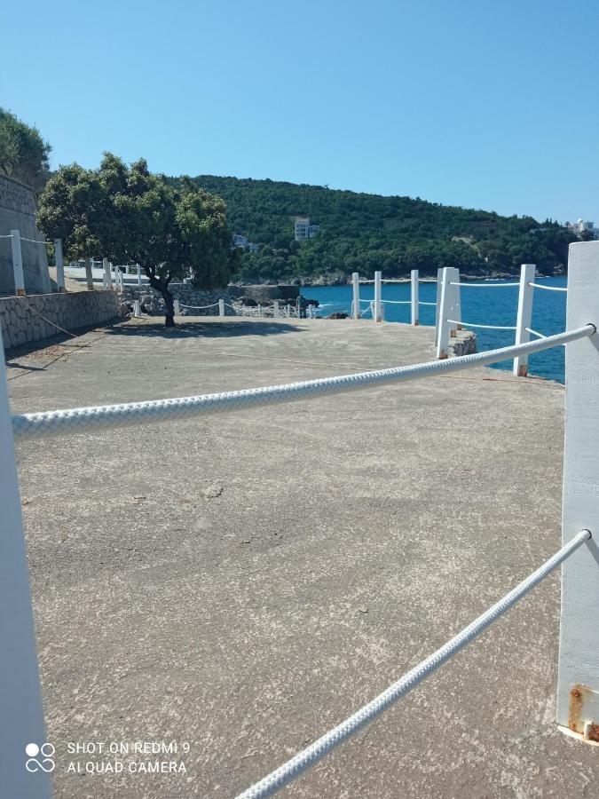 Apartmani Lux Sea Utjeha Esterno foto