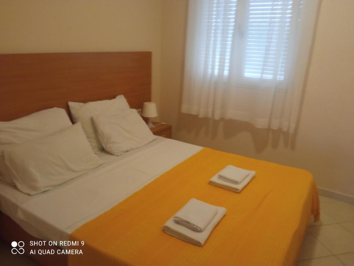 Apartmani Lux Sea Utjeha Esterno foto