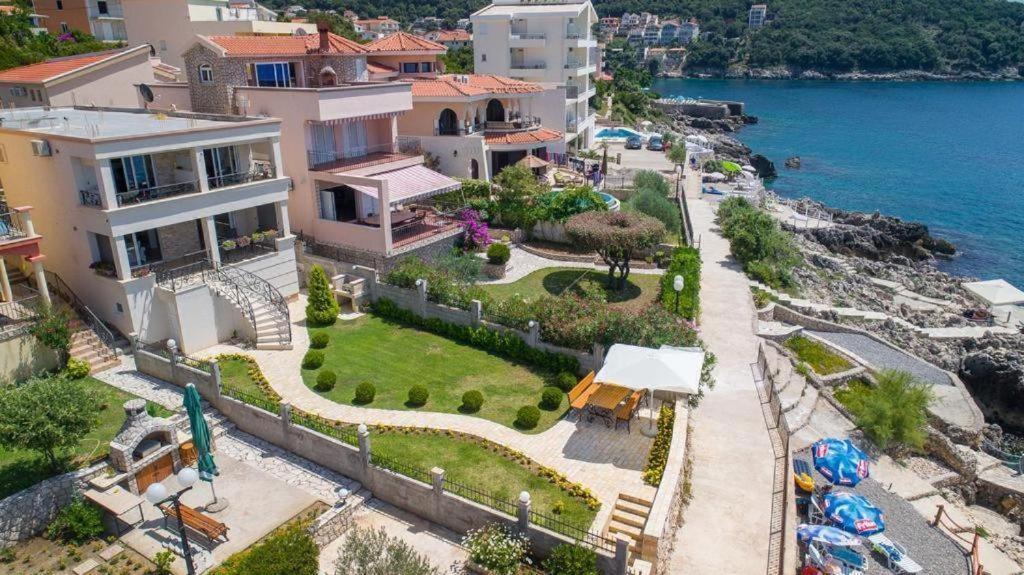 Apartmani Lux Sea Utjeha Esterno foto